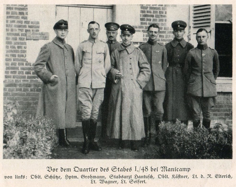 Officers of I. Abteilung / FAR 48 in front of their HQ at Manicamp northwest of Folembray.