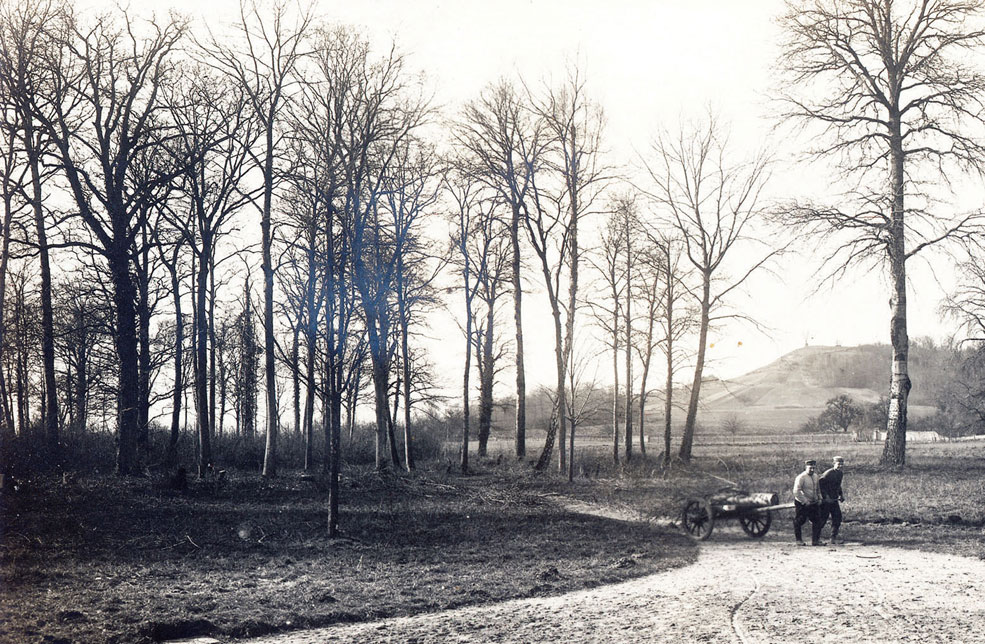 Another photo from Berthelen's album which was taken from the same spot as one of the pictures on the multi-photo card